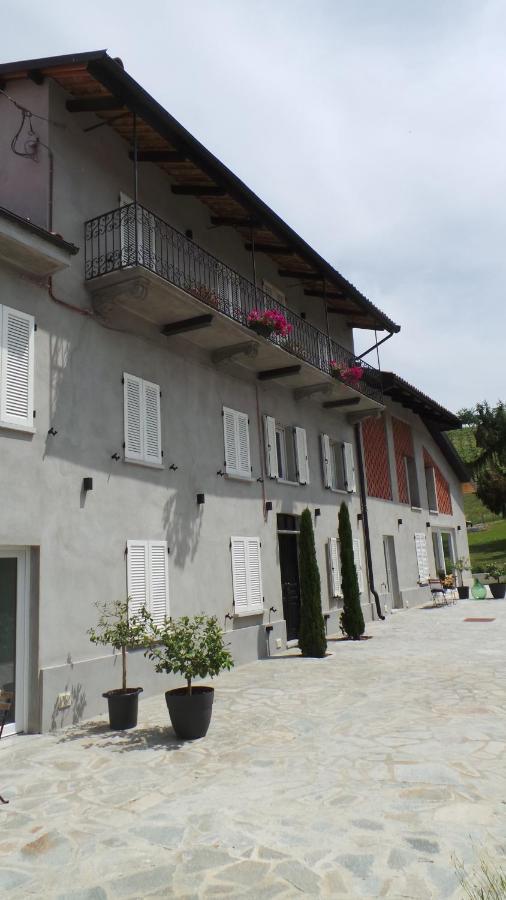 Sotto La Vigna Charm Stay Adults Only Vacation Suite Appartment Montegrosso dʼAsti Exterior foto